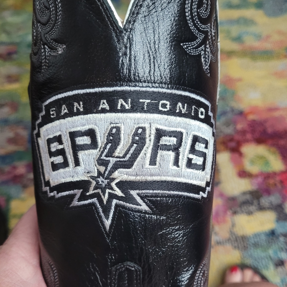 Lucchese Woman's NEW Black Boots size 8B with San Antonio Spurs Logo Embroidered - Picture 5 of 16